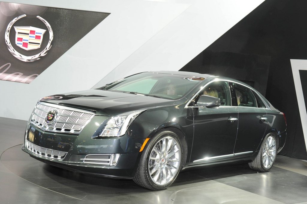 Cadillac XTS 2012.jpg